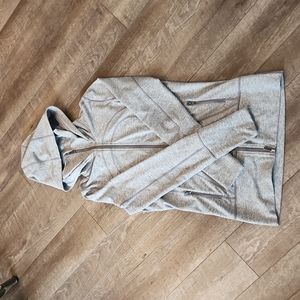 EUC lululemon Stride Jacket II in Heathered Slate size 8
